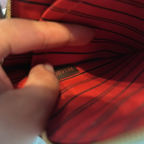 LV Neverfull MM Wristlet
